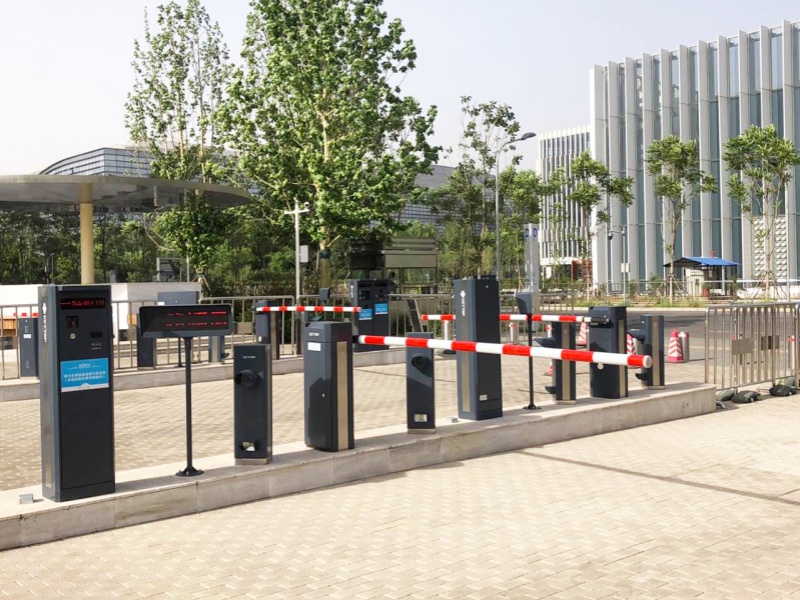 北京騰訊總部大廈停車場收費管理系統(tǒng)及設(shè)備案例